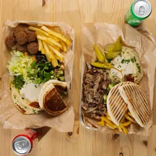 מסעדת שוק הכרמל בודפשט